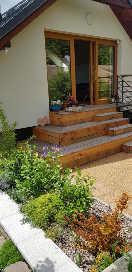 Domcek V Zahrade Villa บันสกา ชีอาว์นีซา ภายนอก รูปภาพ